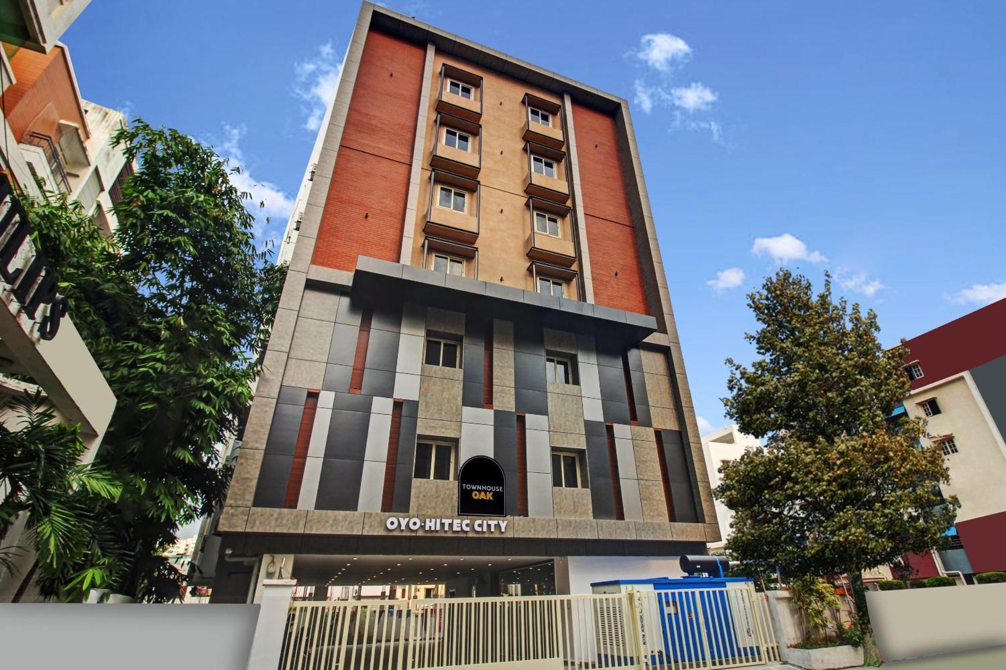 Super Townhouse Oak Hitec City Near Image Hospital حيدر أباد المظهر الخارجي الصورة